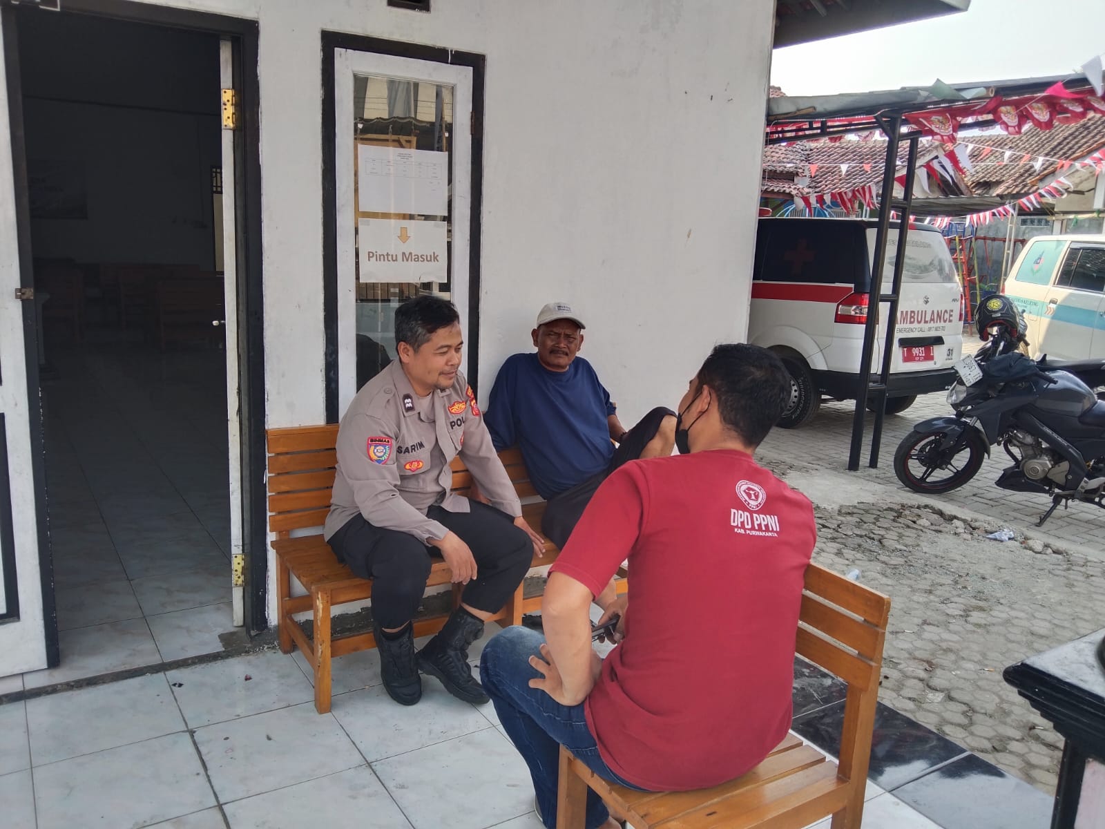 Ajak Warga Jauhi Judi Online, Bhabinkamtibmas Polsek Plered Gelar Sambang