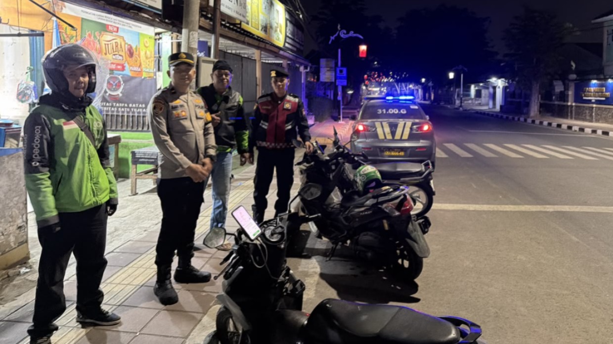 Dini Hari Tetap Siaga, Blue Light Patrol Polres Purwakarta Antisipasi C3