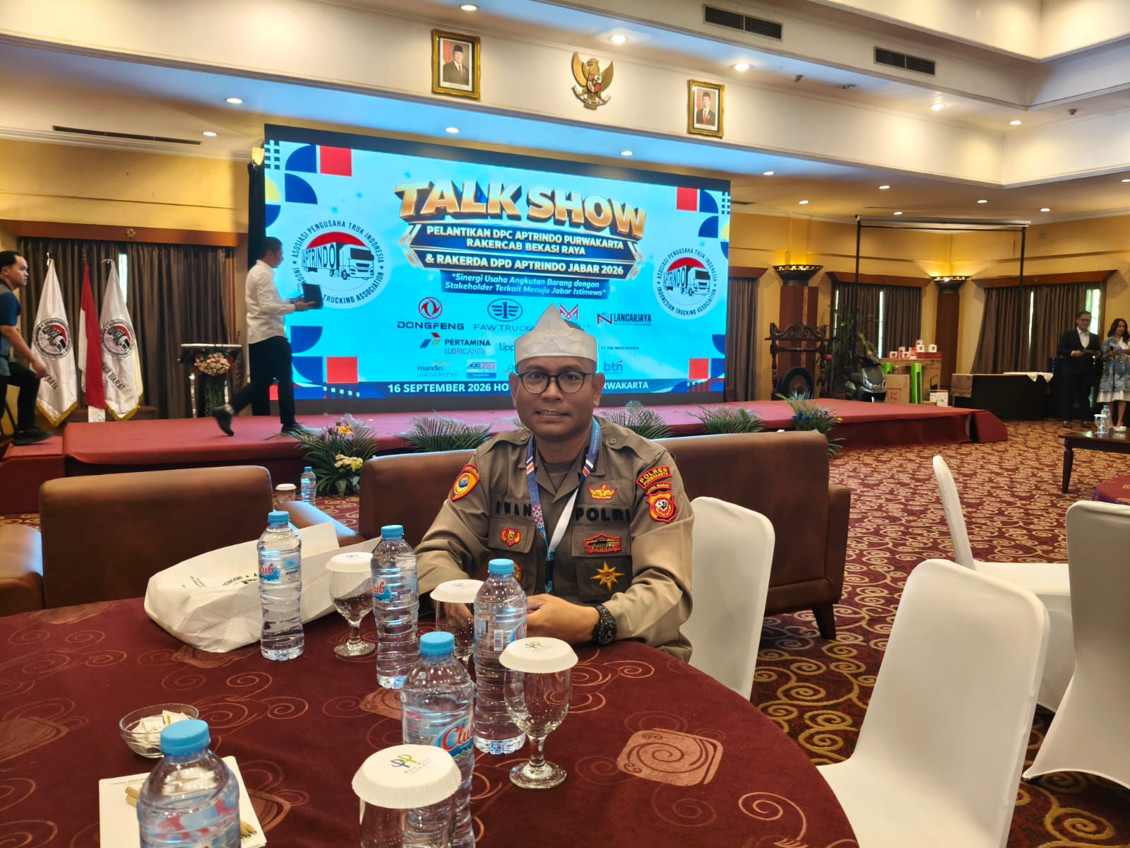Polsek Bungursari Monitoring Pelantikan DPC APTRINDO dan Rakerda, Pastikan Kegiatan Berjalan Kondusif
