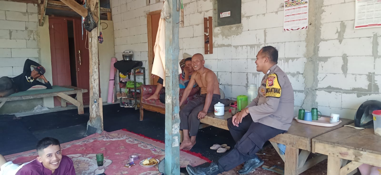 Bhabinkamtibmas Karangmukti Sambangi Warga, Perkuat Kewaspadaan Cegah Pencurian