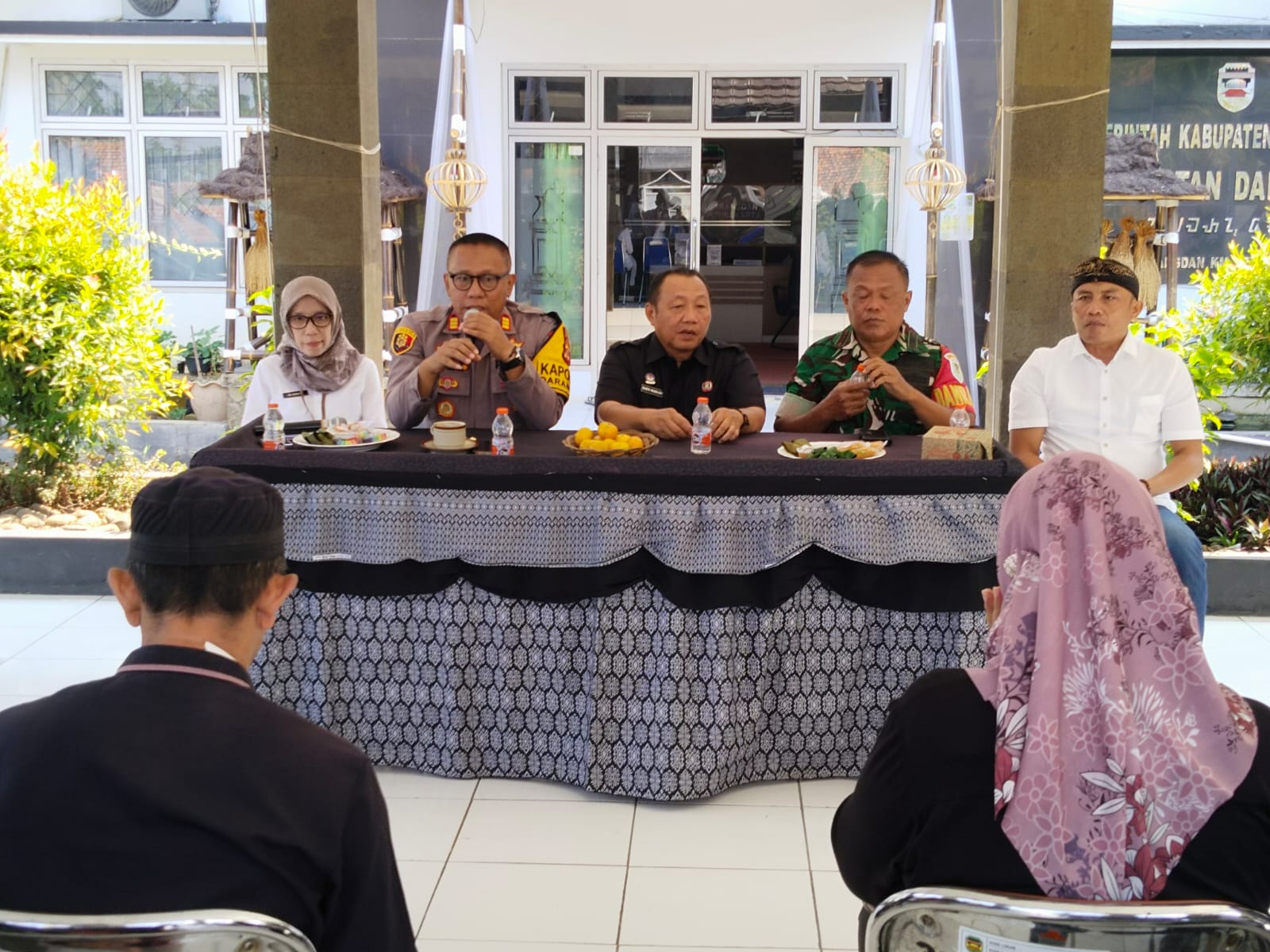 Rapat Minggon Tingkat Kecamatan, Polsek Darangdan Sampaikan Imbauan Kamtibmas dan Antisipasi Karhutla