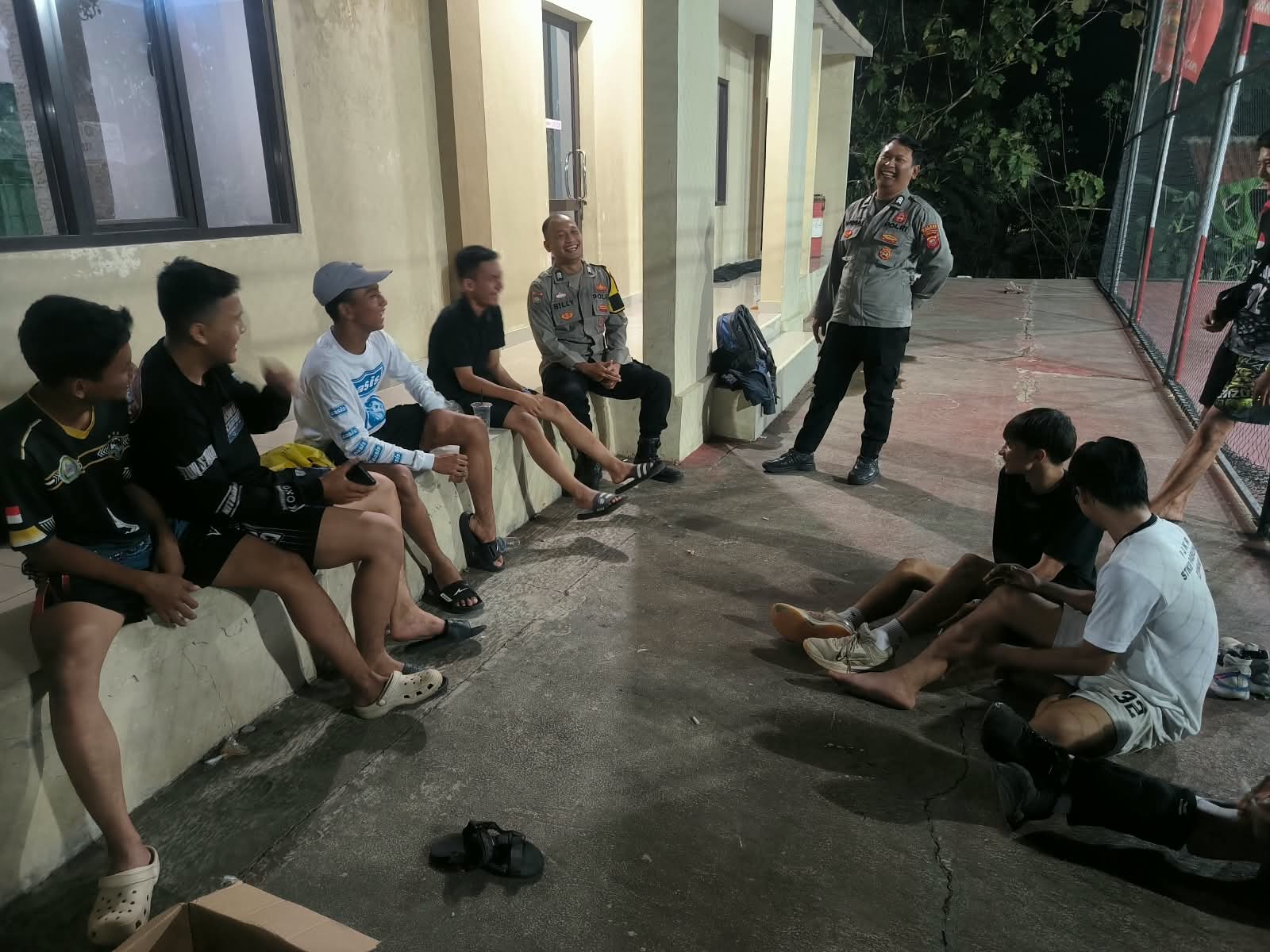 Berikan Rasa Aman Masyarakat, Polsek Plered Gelar Patroli Malam