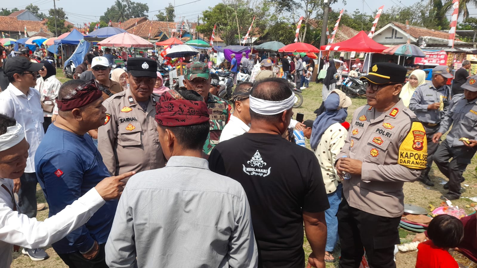 Syukuran Jalan Leucir Digelar Meriah, Polsek Darangdan Pastikan Warga Bisa Rayakan dengan Aman