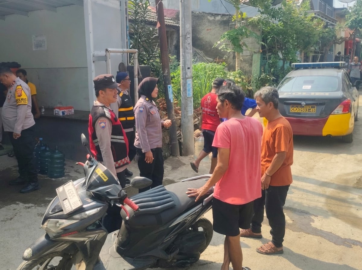 Ciptakan Lingkungan Kondusif, Unit Patroli Polsek Purwakarta Kota Gencarkan Patroli Dialogis