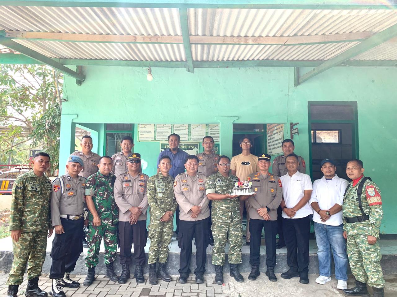 Polsek Cibatu Beri Kejutan di HUT TNI ke-81, Sinergi Makin Hangat