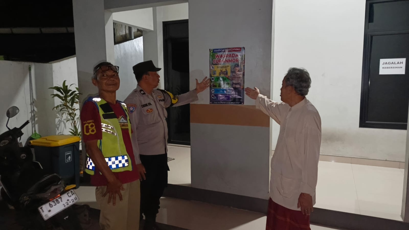 Polsek Bungursari Perkuat Bin Kamling Ciwangi, Banner Curanmor Dipasang di Tengah Warga