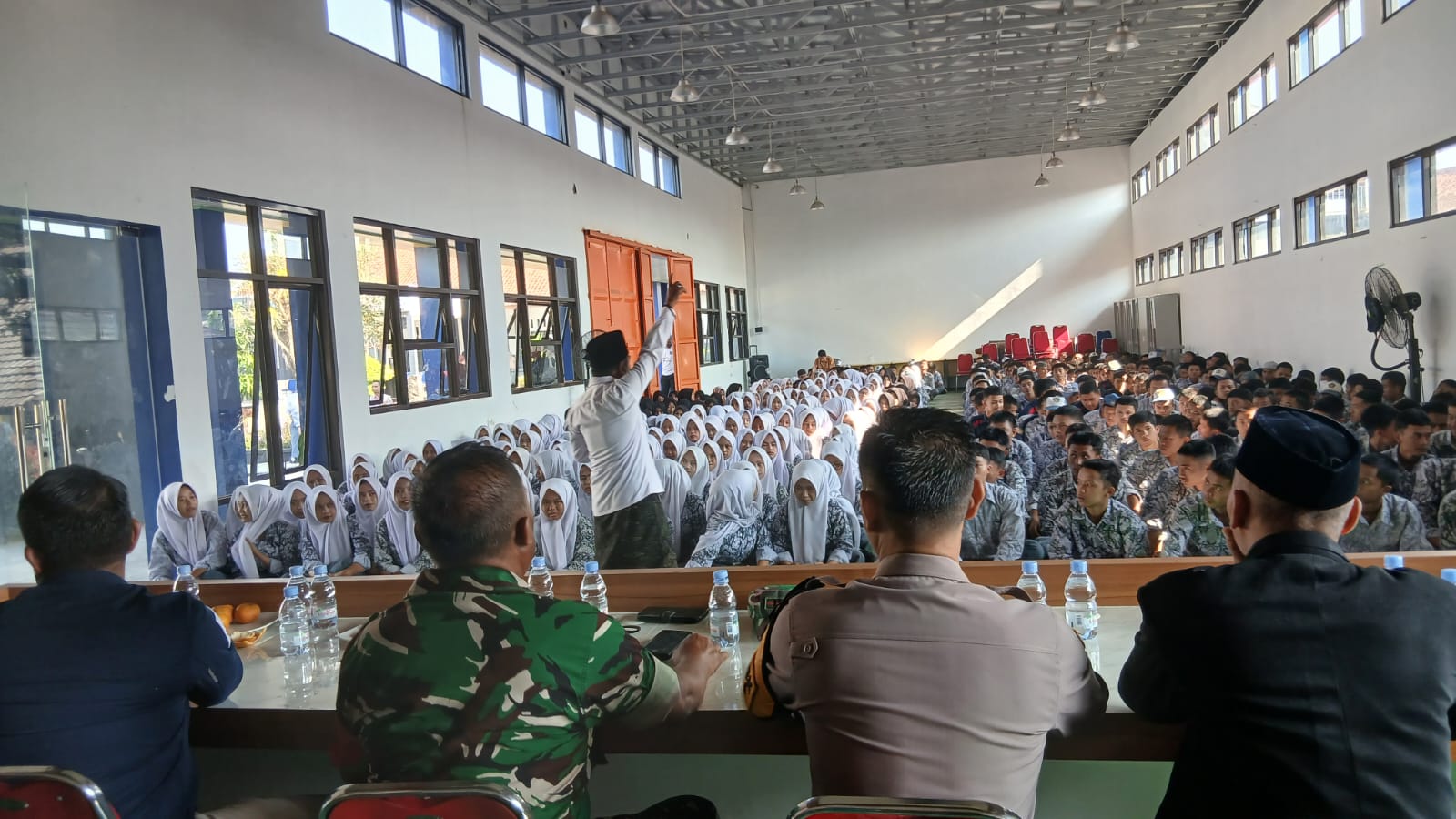 Kapolsek Bojong Hadiri Pembinaan Anti-Bullying, Ajak Pelajar Ciptakan Lingkungan Pendidikan yang Aman dan Nyaman