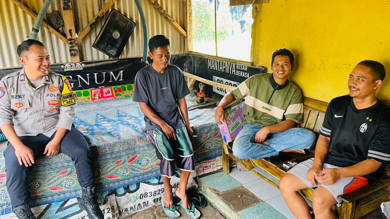 Polri Bersama Masyarakat, Polsek Plered Rutin Gelar Kegiatan Sambang Warga