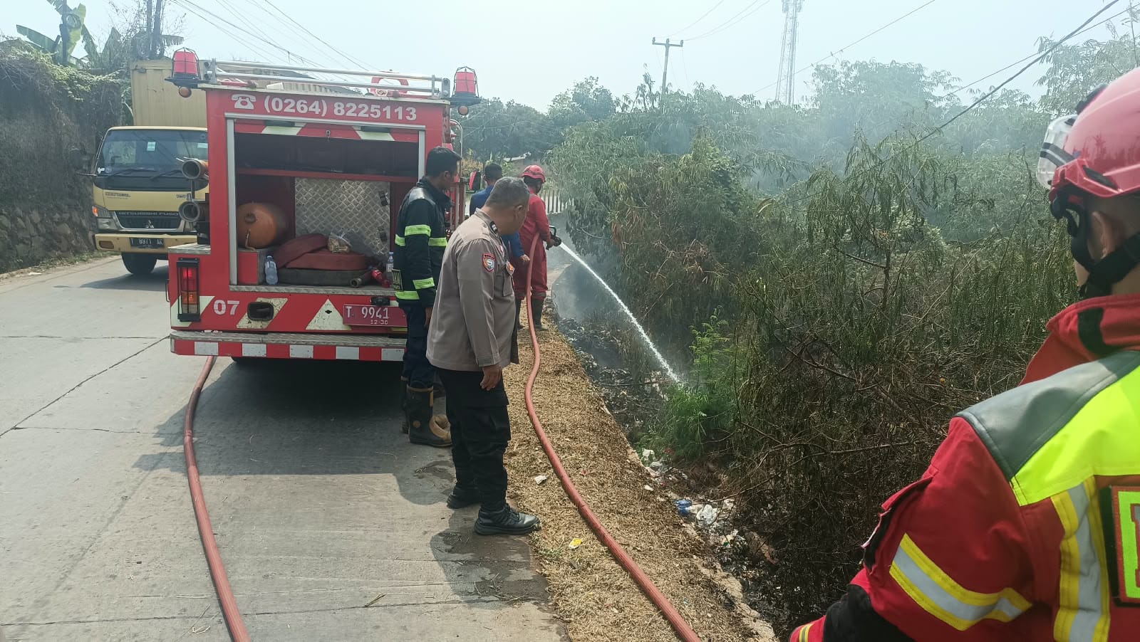 Polsek Bungursari Koordinasi Penanganan Kebakaran Lahan di Cikopo, Tidak Ada Korban Jiwa