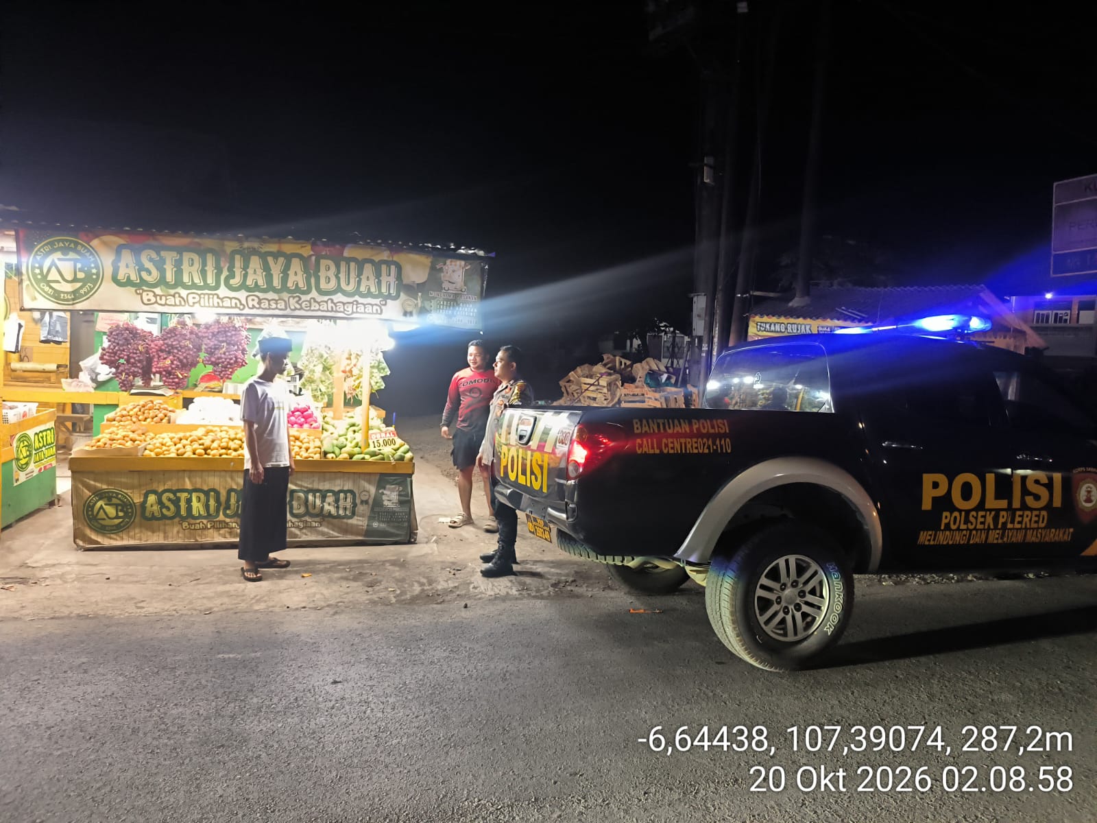 Dukung Perekonomian Rakyat, Polsek Plered Gelar Patroli Malam