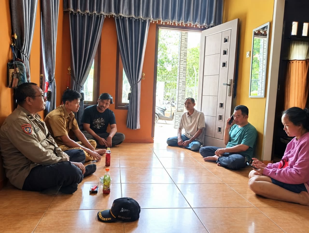 Polsek Bungursari Sambangi Warga Dangdeur, Perkuat Kamtibmas dan Cegah Kejahatan