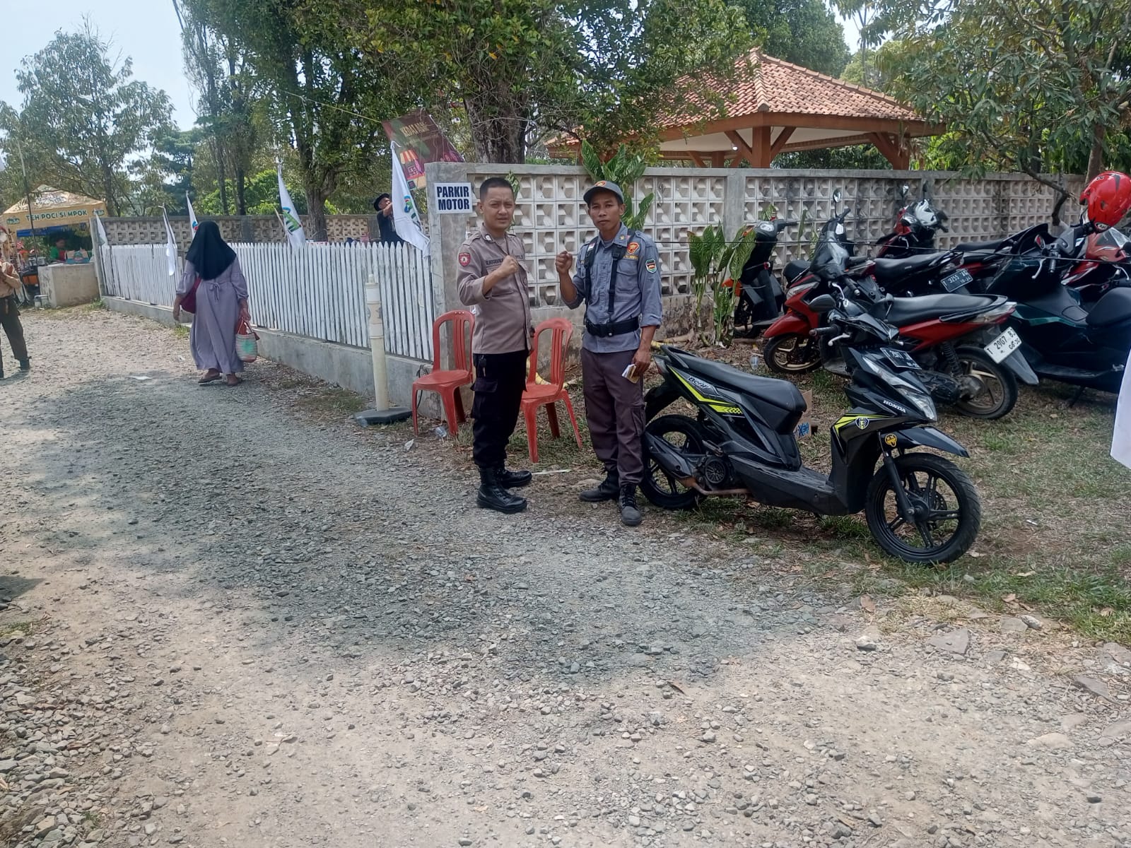Jaga Desa Bukan Kerja Sendiri, Pak Bhabin dan Linmas Gardu Perkuat Kebersamaan