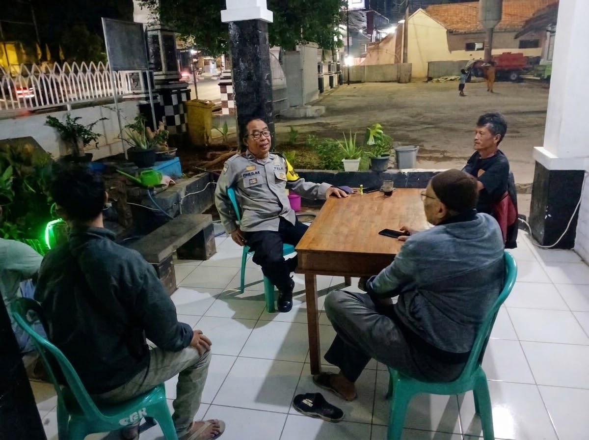 Pererat Sinergi Polisi dan Masyarakat, Bhabinkamtibmas Ciseureuh Gencar Lakukan Sambang Warga